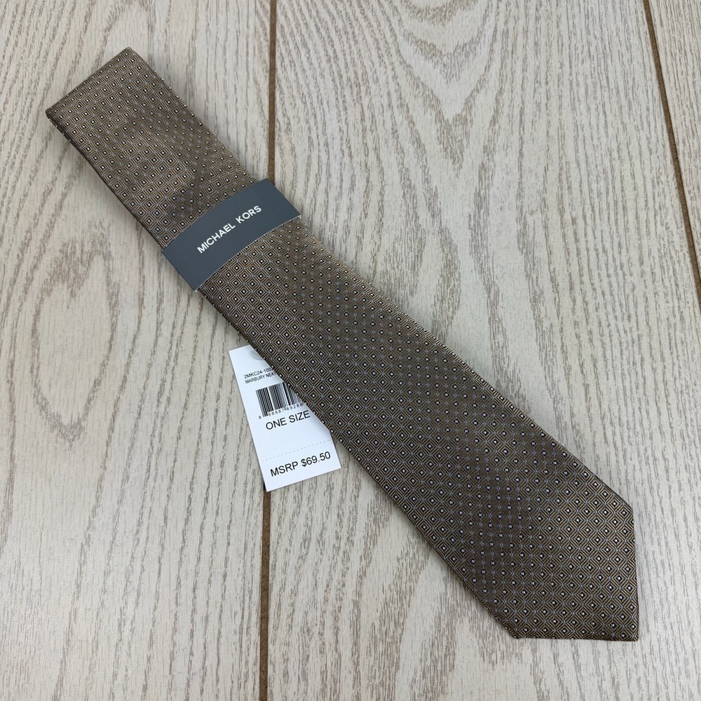702 Michael Kors Marbury Neat Tie 260 Taupe 2MKC24-1002 Silk Blend $69.50